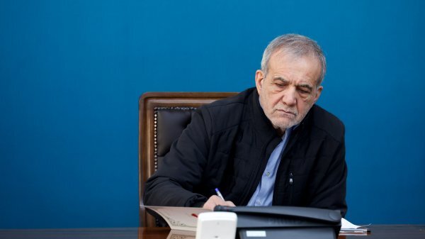 باید به سمت انرژی خورشیدی حرکت کنیم