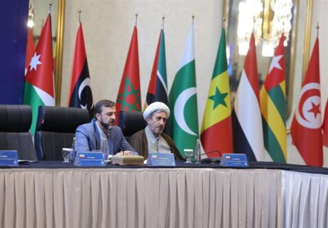غریبآبادی:تقویت آمبودزمانها به دفاع از حقوق بشر کمک میکند
