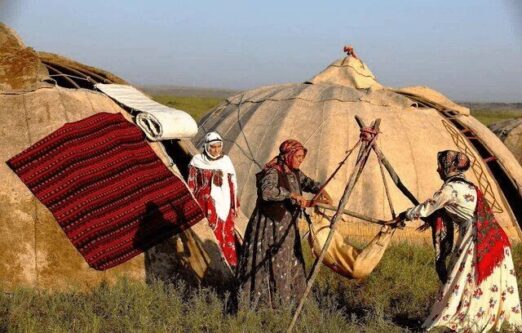 هر آلاچیق عشایر یک واحد تولیدی