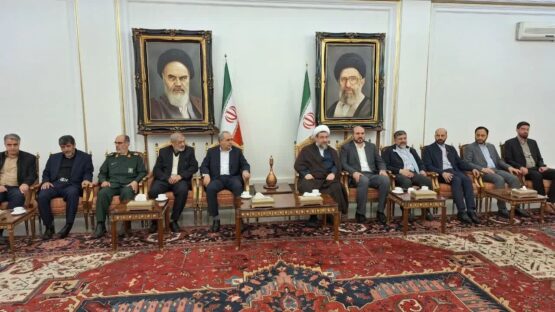 جمعی از مسوولان دولت سیزدهم و خانواده شهید رئیسی وارد تبریز شدند