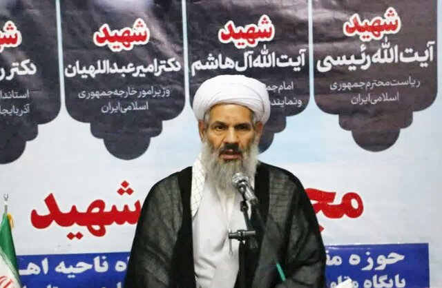 شهید آیت الله رئیسی شخصیتی مردمی و مجتهد بود