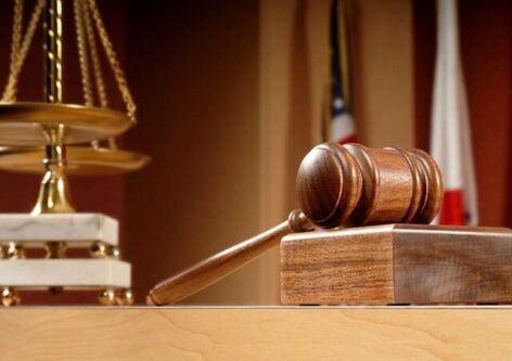مسدودیت «نماوا»/ توقیف «سووشون»/ مسمومیت تتلو