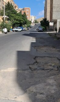 آسفالت تازه حفاری قدیمی ، شهرک اندیشه چشم به راه بازسازی