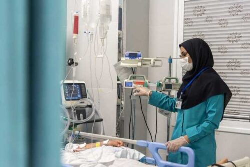 درخواست واگذاری توزیع استخدامهای جدید به معاونتهای وزارت بهداشت/ نیاز به جذب سالانه تا ۱۵۰۰۰ پرستار