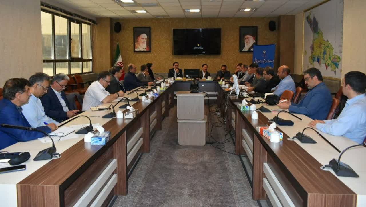 دلایل عقب ماندگی توسعه زیرساخت های ارتباطی استان آذربایجان شرقی