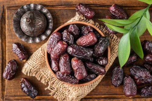 آذربایجان شرقی بدون حتی یک نخل، در جایگاه برتر فرآوری و بستهبندی خرما در کشور