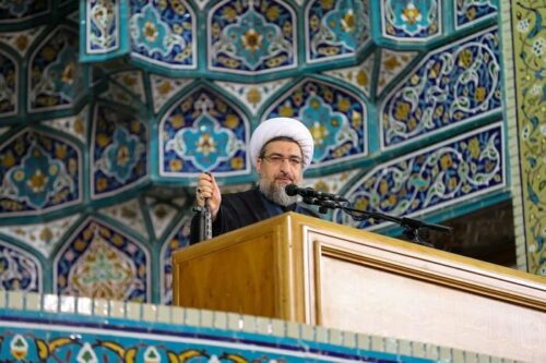 امام جمعه تبریز: امکان مذاکره در مسائل دفاعی و موشکی وجود ندارد