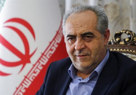 تدوین سند پشتیبان تفویض اختیار برای استان‌های مرزی