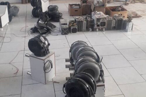 کشف ۱۹ دستگاه استخراج رمزارز در شهرستان اسکو