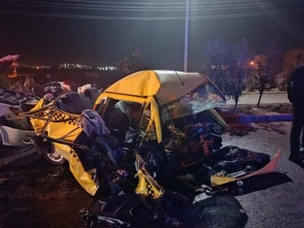 تصادف زنجیرهای چهار خودرو در شهر جدید سهند ۲ فوتی و ۴ مصدوم برجا گذاشت