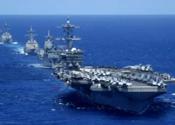 توان محدود ناوگروه هواپیمابر لینکلن برای عملیات نظامی در منطقه/ نیروی دریایی آمریکا چند ناو و موشک در اطراف ایران دارد؟ +نقشه و اینفوگرافی