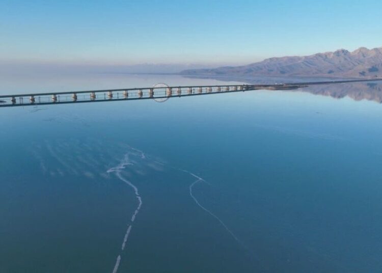 دریاچه ارومیه جان دوباره گرفت/ افزایش ۶۸ سانتی‌متری تراز آب